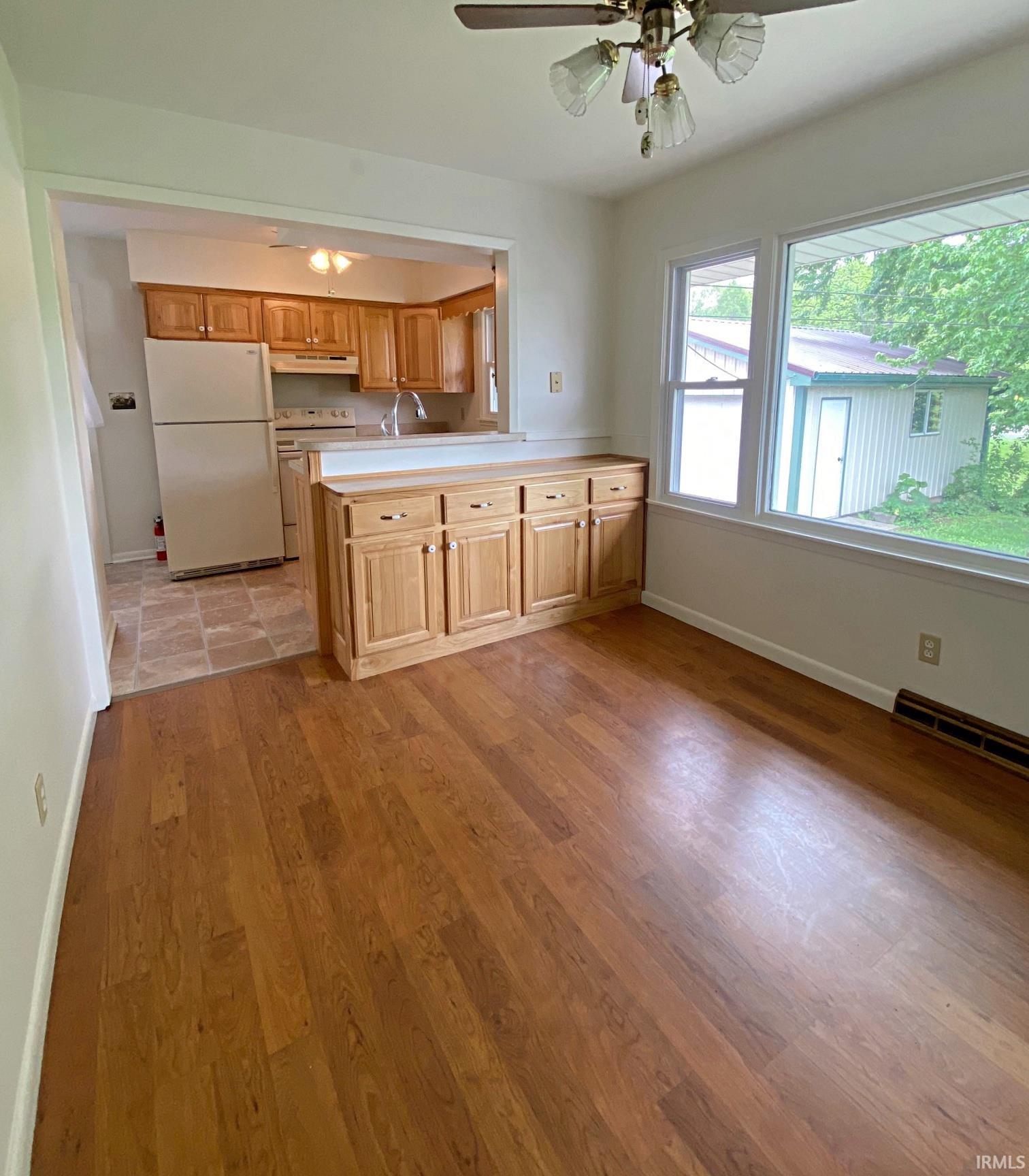 1419 Brett Cabel Road Washington, IN 47501 - Photo 5 of 17 Gallery Image 5