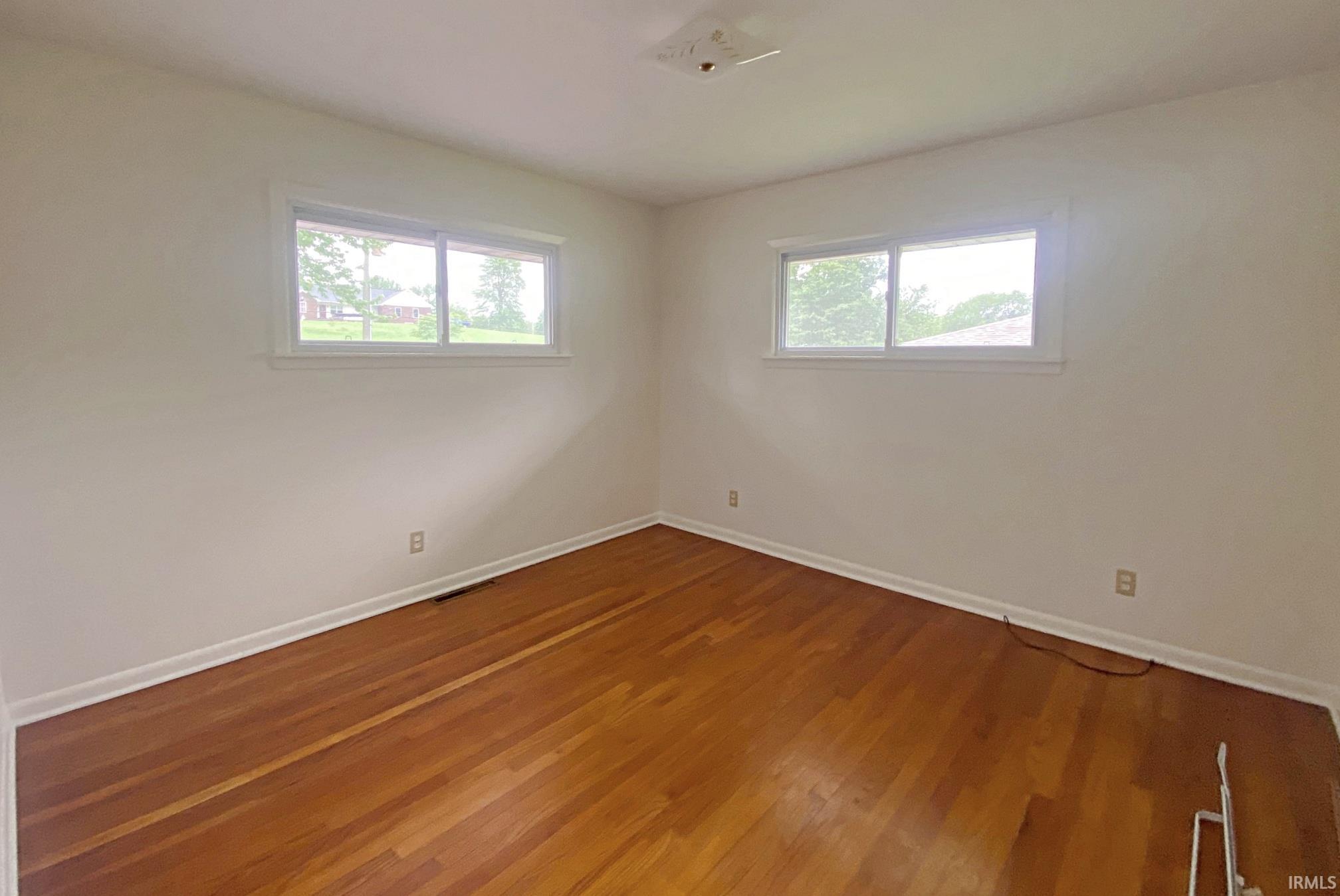1419 Brett Cabel Road Washington, IN 47501 - Photo 8 of 17 Gallery Image 8