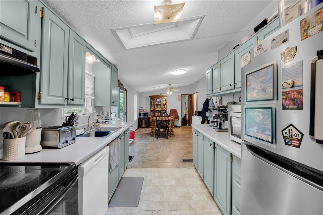 162 Newberry Road Walhalla, SC 29691 - Photo 13 of 50 A well-equipped kitchen offers ample cabinet storage and a practical layout for daily meal preparation.