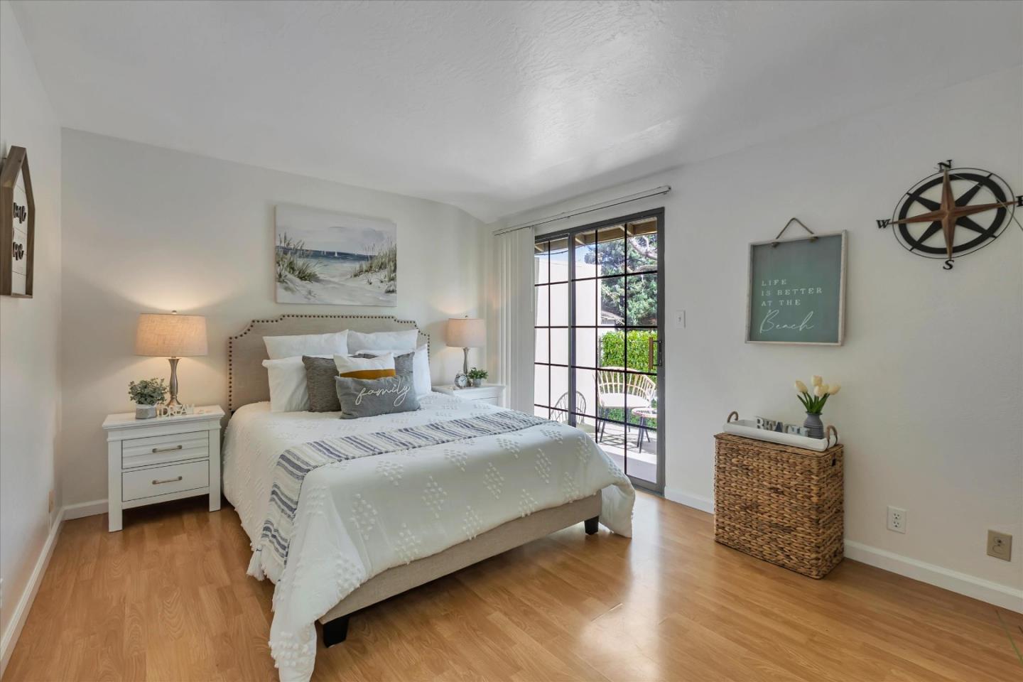 38 Devonshire Avenue, Unit 2 Mountain View, CA 94043 - Photo 19 of 38 a bedroom with a bed and a dresser