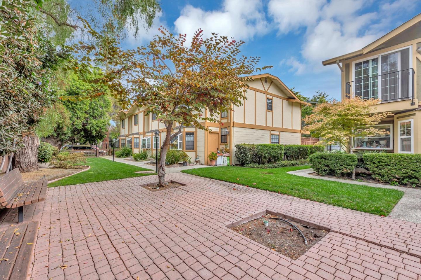 38 Devonshire Avenue, Unit 2 Mountain View, CA 94043 - Photo 32 of 38 a house with garden