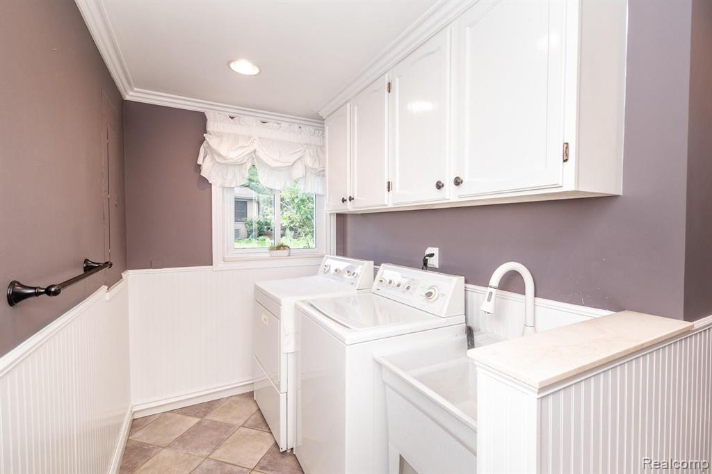380 Donegal Drive Rochester Hills, MI 48309 - Photo 27 of 34