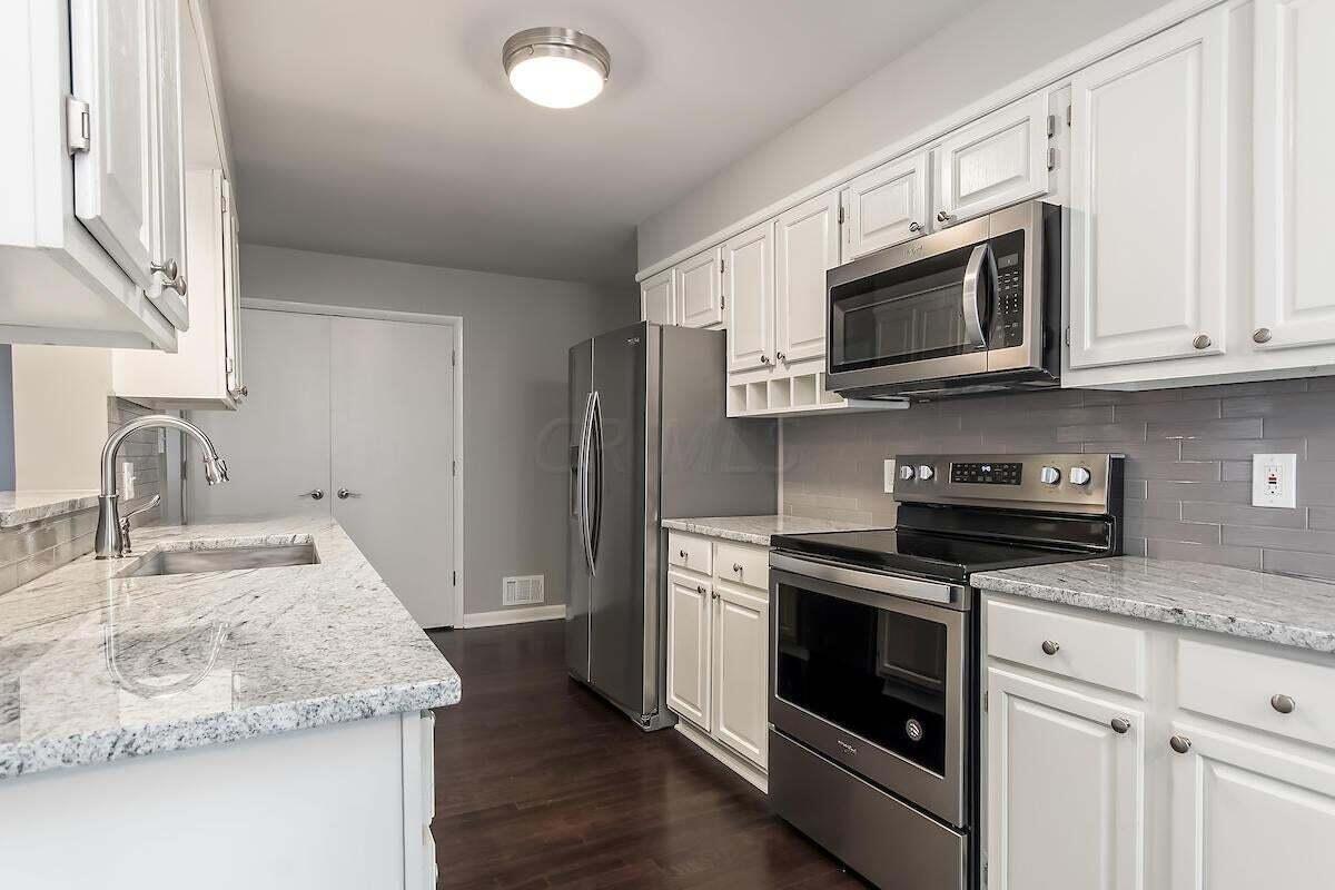 2242 Wickliffe Road Columbus, OH 43221 - Photo 13 of 41 20181031163221014868000000-o