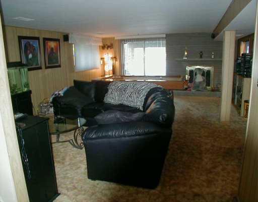 151 Russell Road Pittsburgh, PA 15237 - Photo 6 of 8 Gallery Image 6