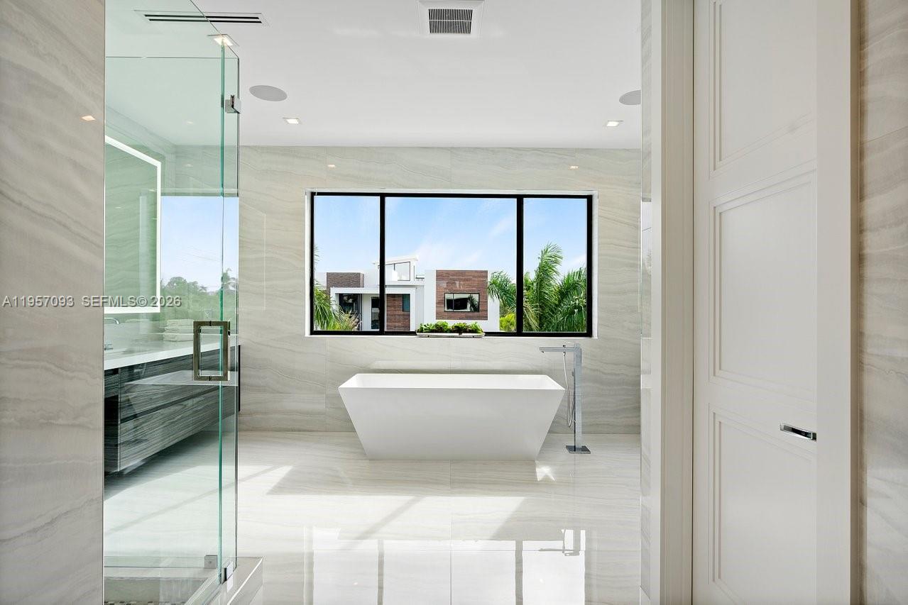 501 Kay Terrace Boca Raton, FL 33432 - Photo 12 of 71