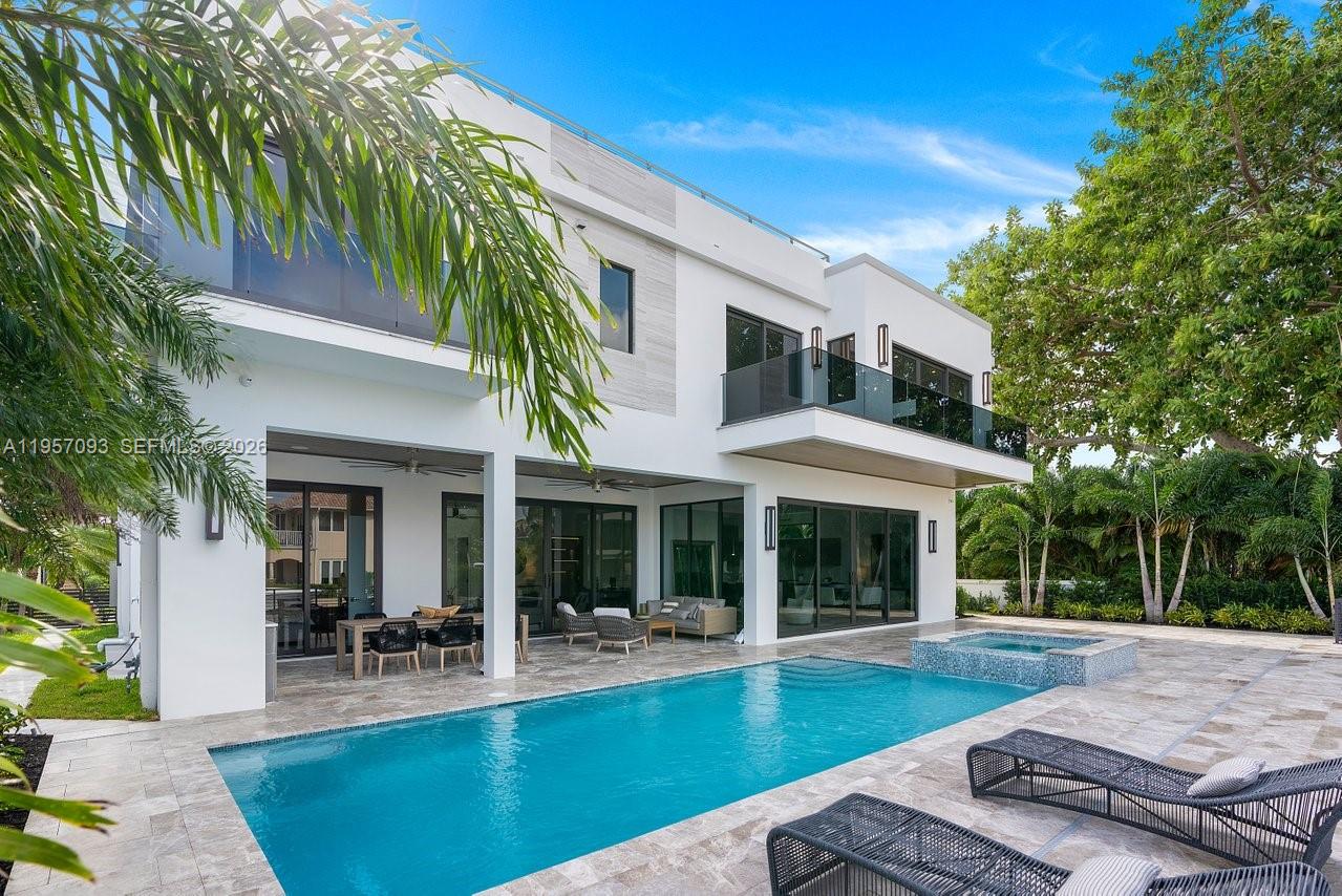 501 Kay Terrace Boca Raton, FL 33432 - Photo 2 of 71