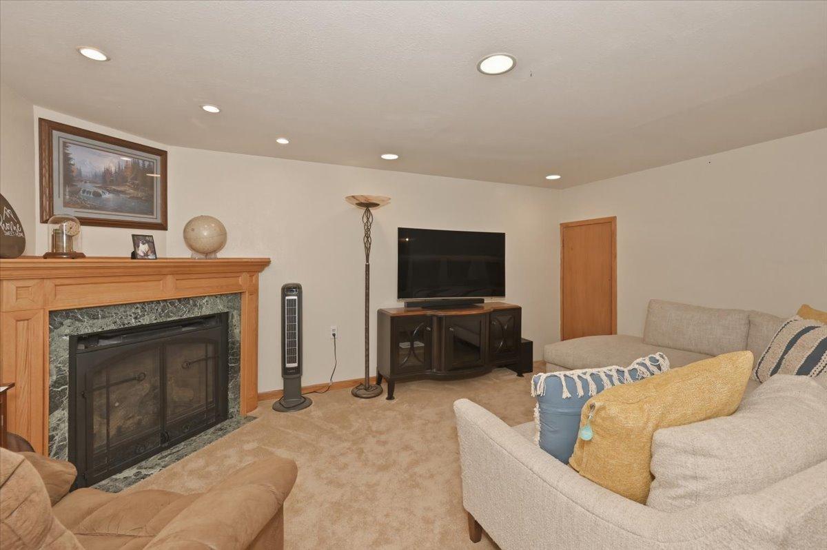 1405 Roland Road Cloquet, MN 55720 - Photo 19 of 33