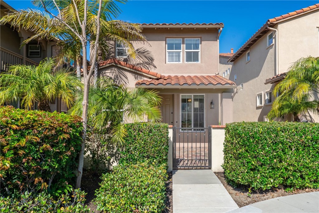 25 Amy Way Ladera Ranch, CA 92694 - Photo 12 of 87