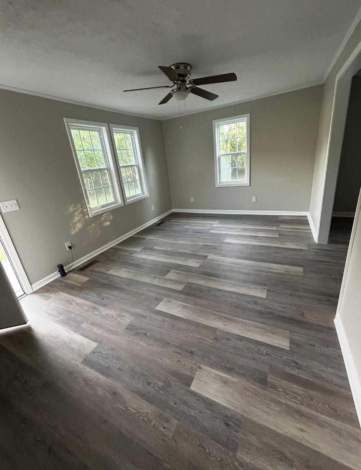 18 Danny Court Sumter, SC 29154 - Photo 2 of 10 Gallery Image 2