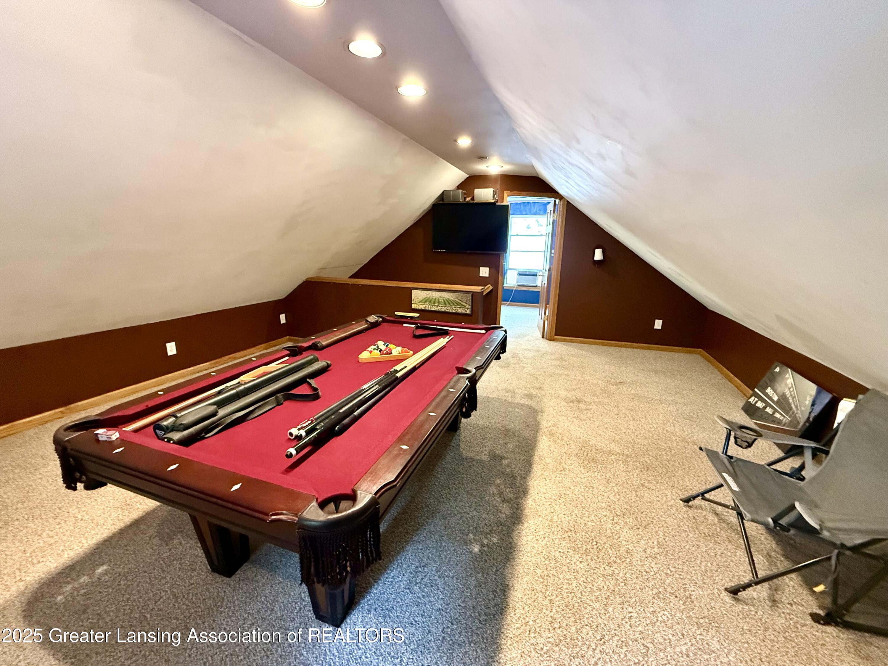 5927 Hughes Road Lansing, MI 48911 - Photo 20 of 32 IMG_4280