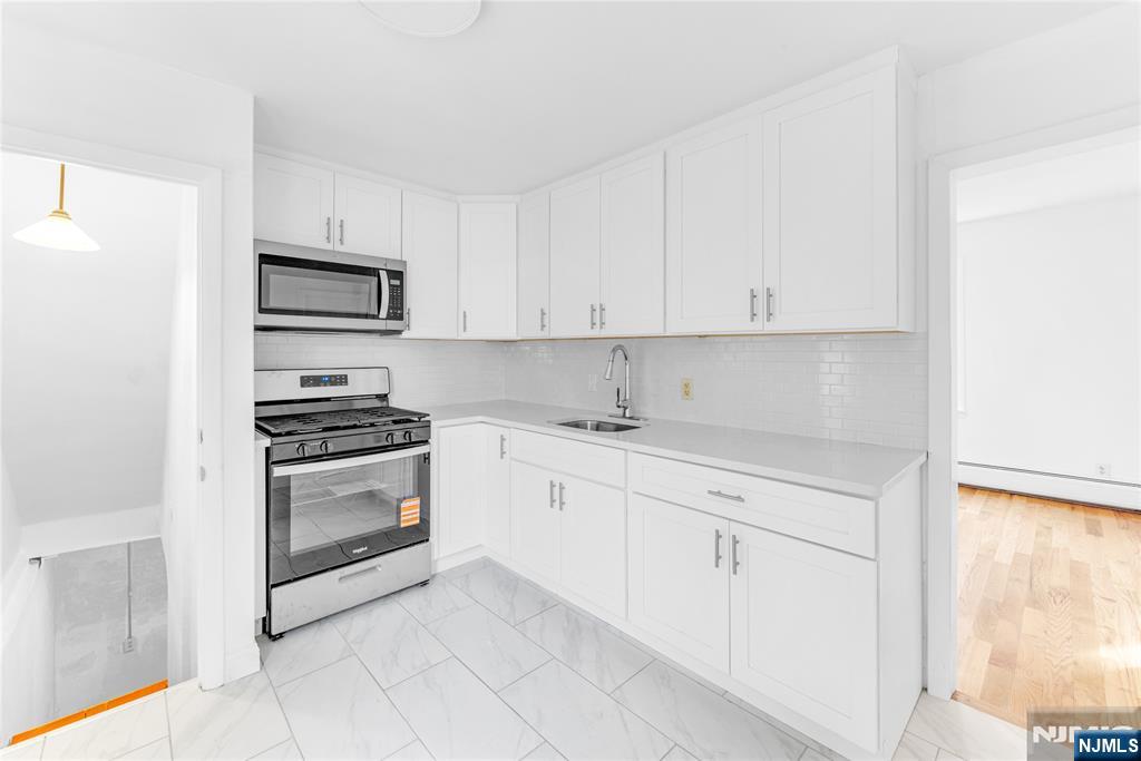 70 Hille Place, Unit 1 Ridgefield Park, NJ 07660 - Photo 5 of 13
