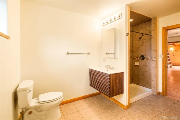 a bathroom with a tub