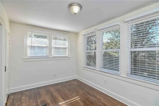 $200,000 | 5528 Woodland Avenue, Kansas City, MO 64110