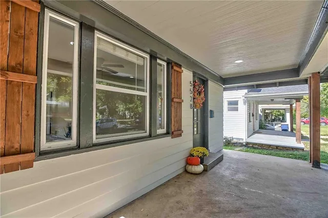 $200,000 | 5528 Woodland Avenue, Kansas City, MO 64110