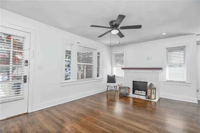 $200,000 | 5528 Woodland Avenue, Kansas City, MO 64110