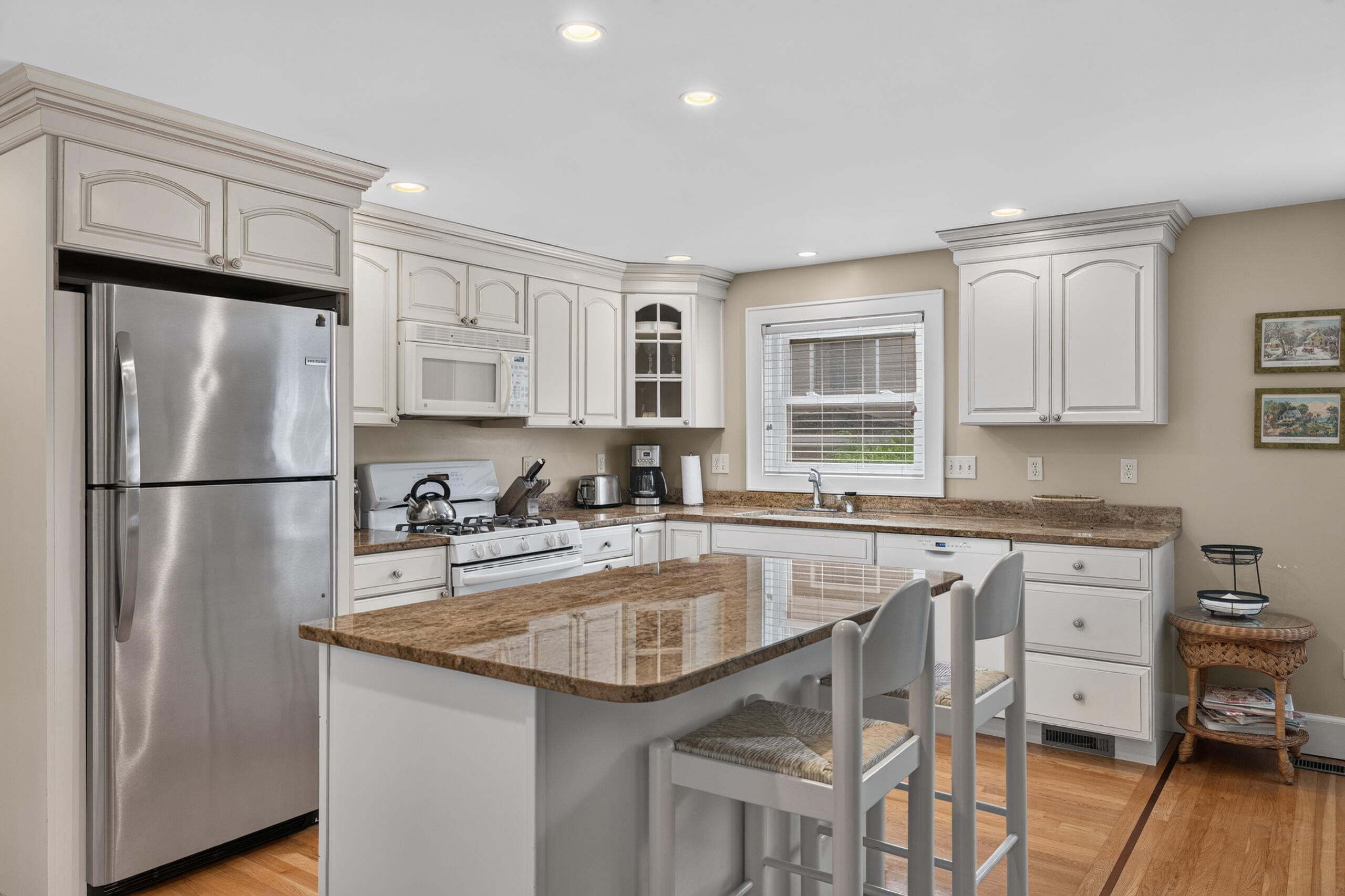 217-219 Sea Road Kennebunk, ME 04043 - Photo 99 of 114 Kitchen