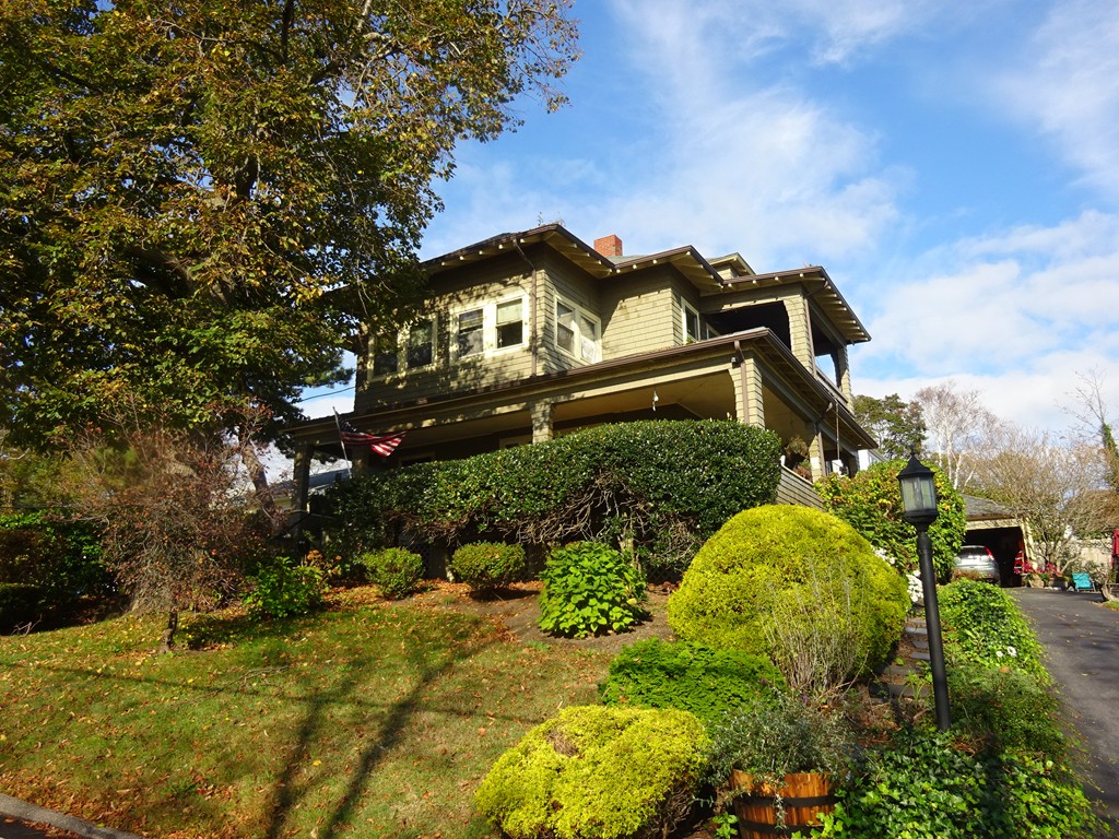 38 Little Nahant Road Nahant, MA 01908 - Photo 3 of 22 Gallery Image 3