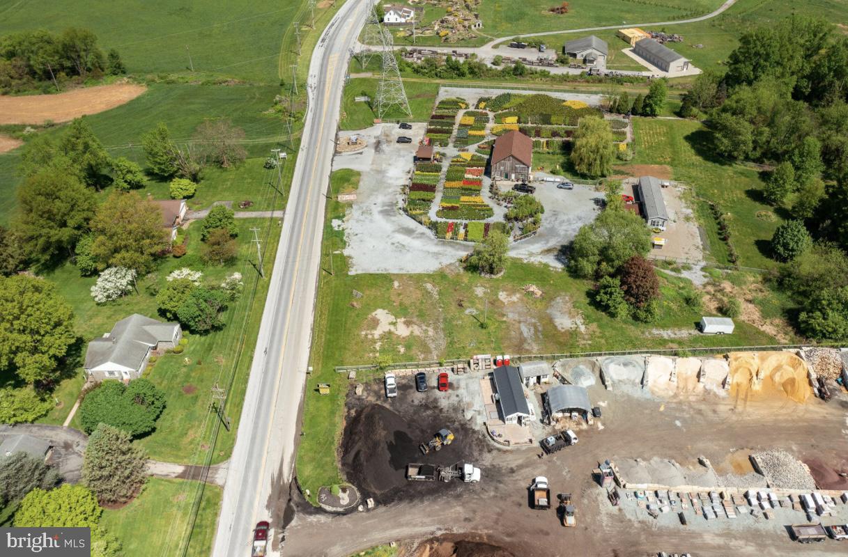 410 Limestone Road Oxford, PA 19363 - Photo 7 of 11 a view of sky from window