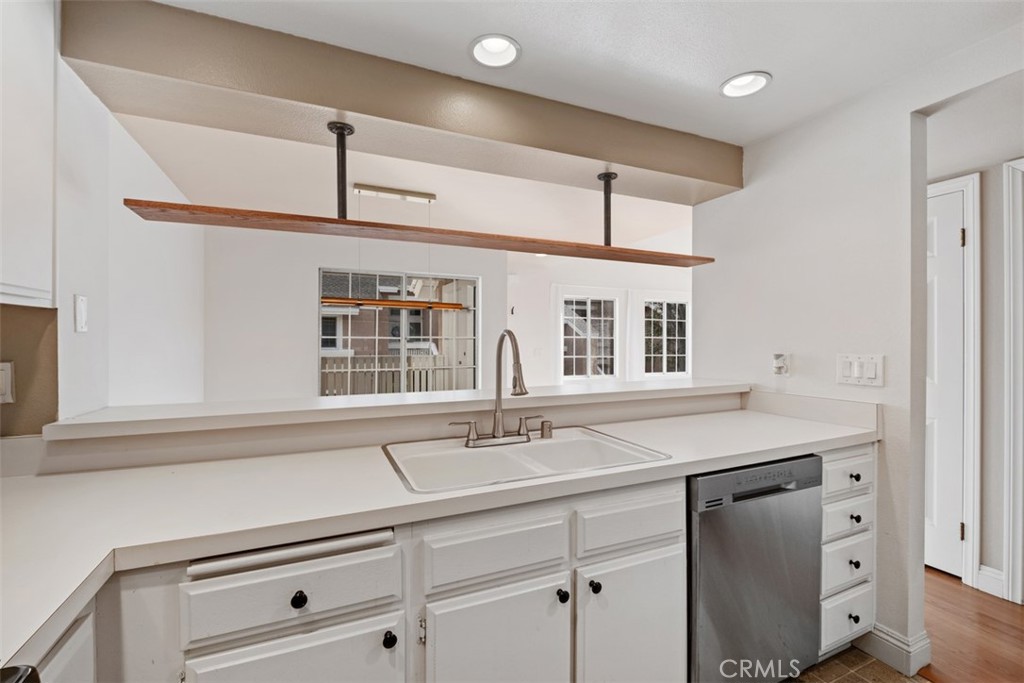 111 Greenfield Irvine, CA 92614 - Photo 15 of 32