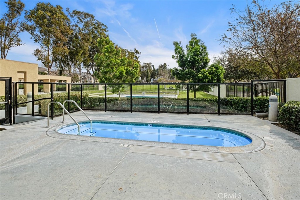 111 Greenfield Irvine, CA 92614 - Photo 28 of 32