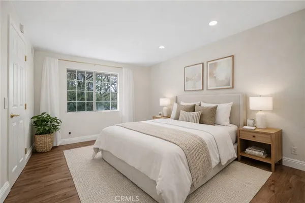 $729,888 | 111 Greenfield, Irvine, CA 92614
