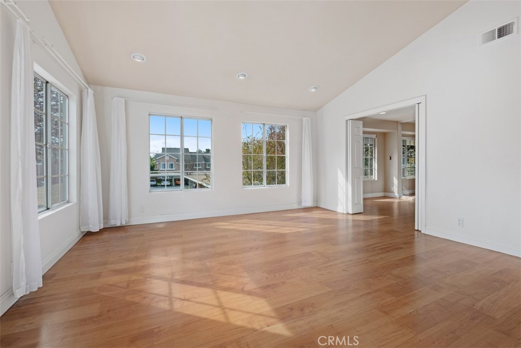 111 Greenfield Irvine, CA 92614 - Photo 7 of 32
