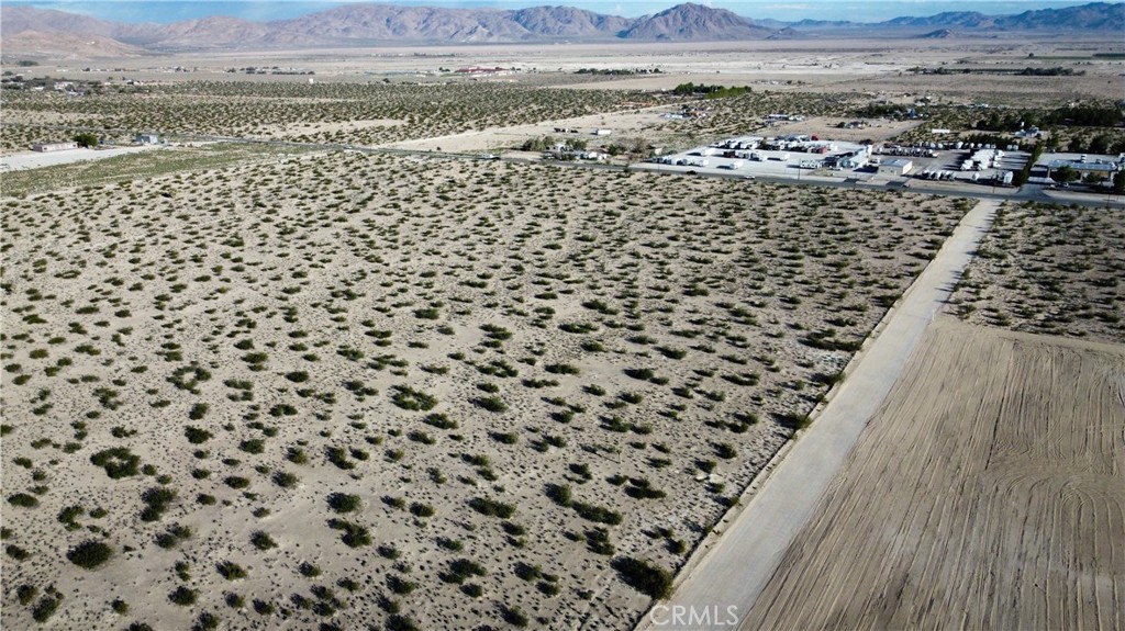 786 Old Woman Springs Road Lucerne Valley, CA 92356 - Photo 3 of 6