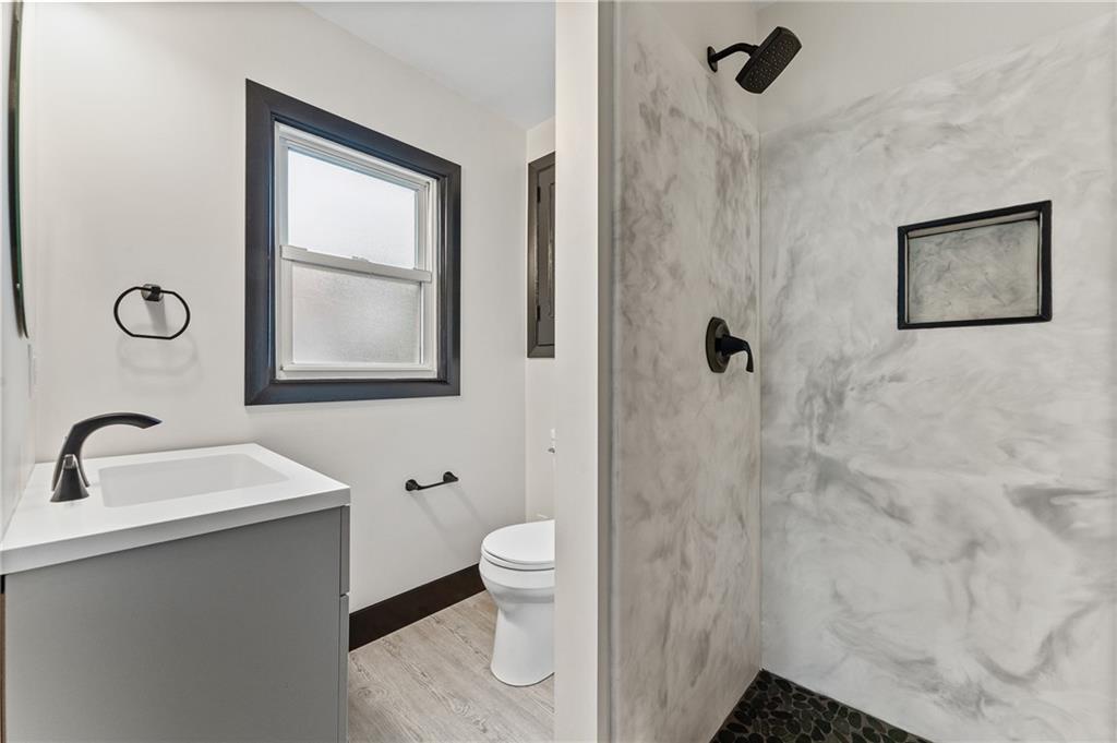 1823 Devonshire Road Coraopolis, PA 15108 - Photo 19 of 32 Gallery Image 19