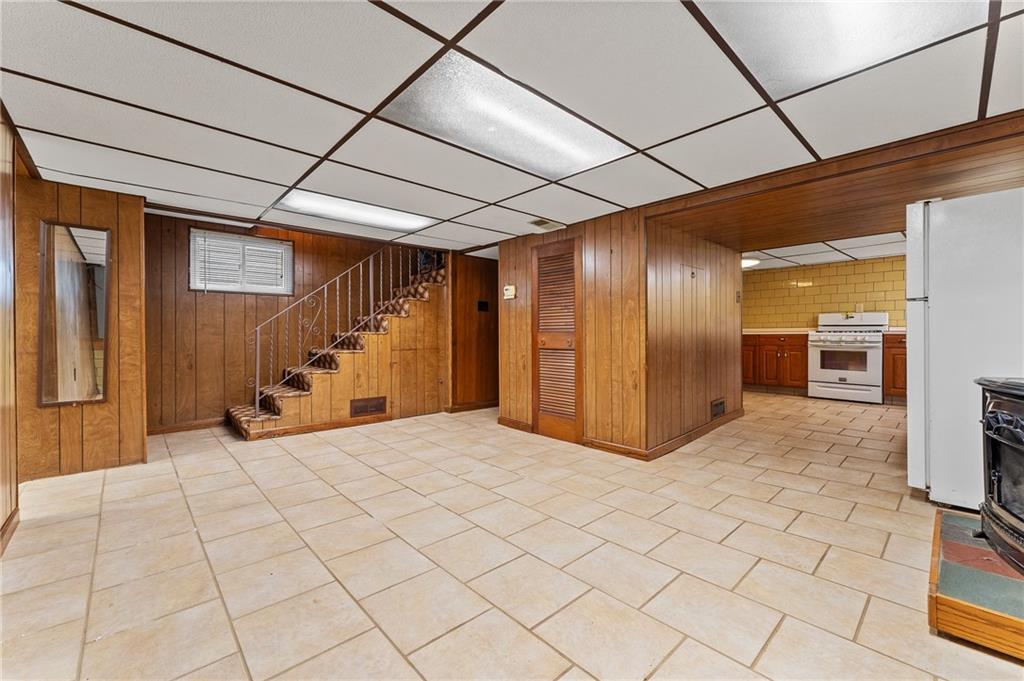 1823 Devonshire Road Coraopolis, PA 15108 - Photo 24 of 32 Gallery Image 24