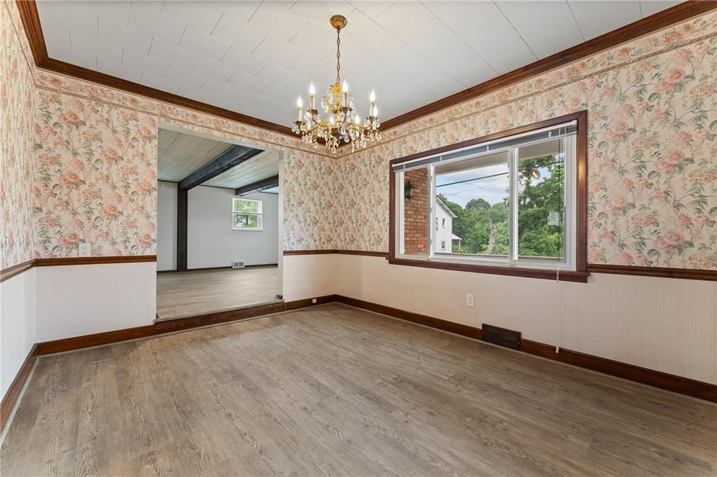 1823 Devonshire Road Coraopolis, PA 15108 - Photo 8 of 32 Gallery Image 8