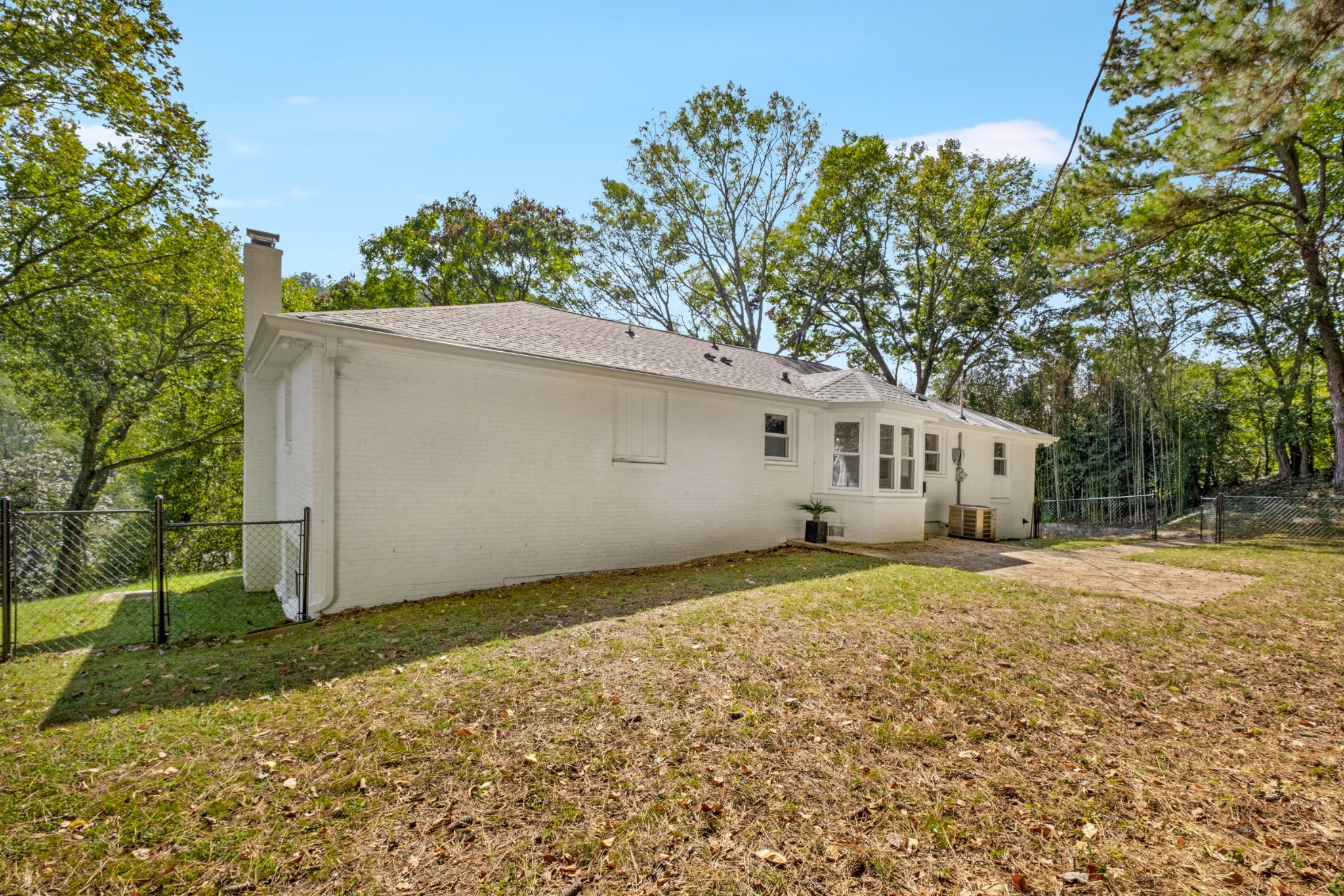 6556 Jocelyn Hollow Road Nashville, TN 37205 - Photo 38 of 42