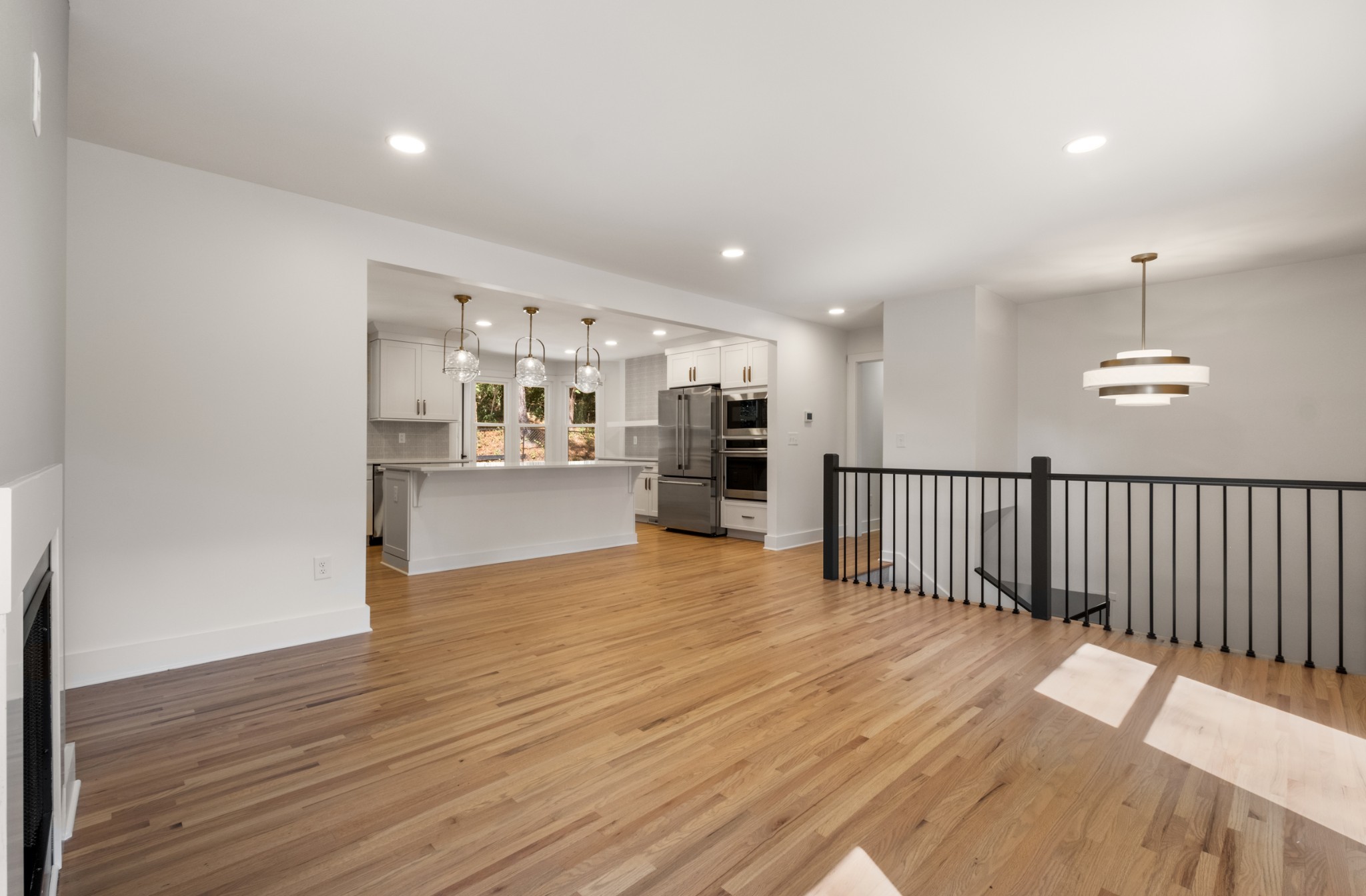 6556 Jocelyn Hollow Road Nashville, TN 37205 - Photo 8 of 42