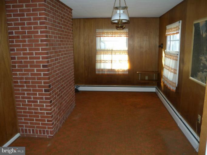709 Randolph Street Denton, MD 21629 - Photo 6 of 10 Office