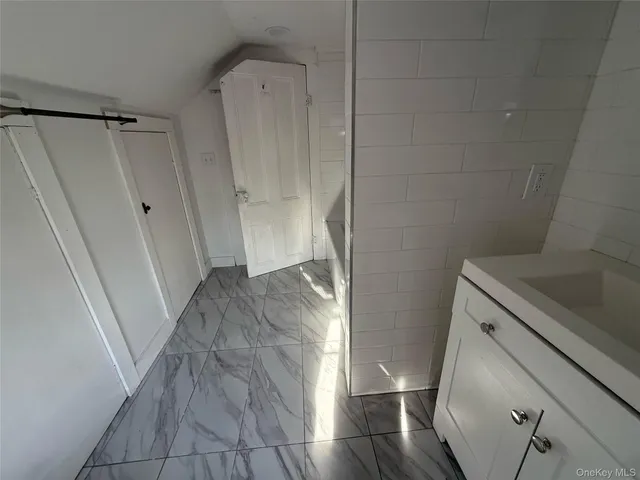 $2,700 | 647 County Route 78, Middletown, NY 10940