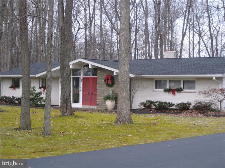 142 Beck Road Quakertown, PA 18951 - Photo 1 of 24 Gallery Image 1