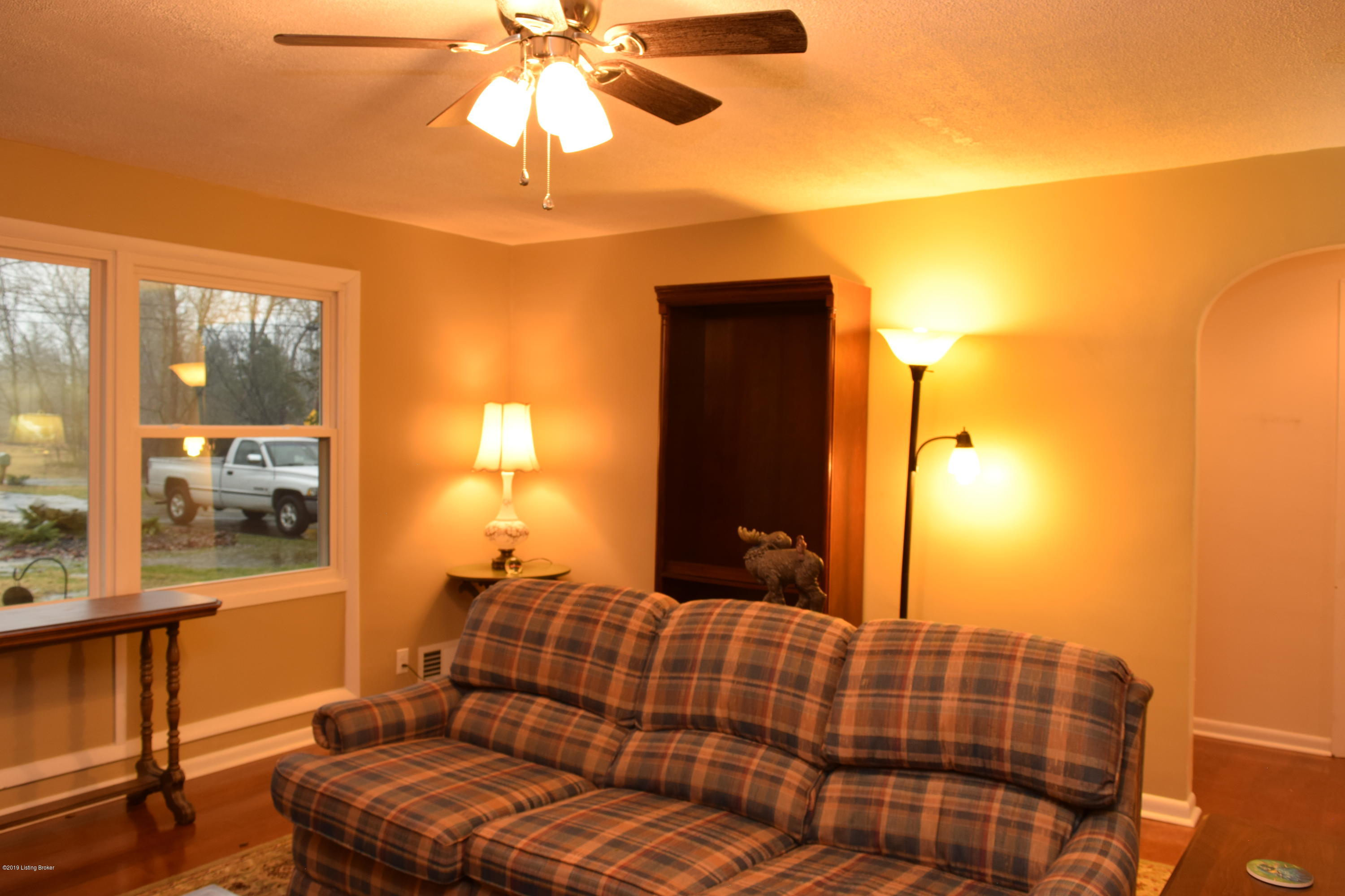 390 Wales Run Road Mount Washington, KY 40047 - Photo 59 of 92 DSC_2068