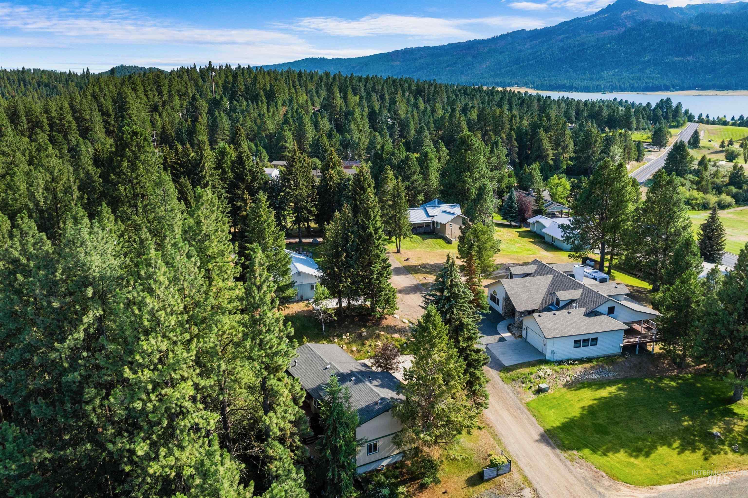 108 Gardner Place Cascade, ID 83611 - Photo 10 of 44