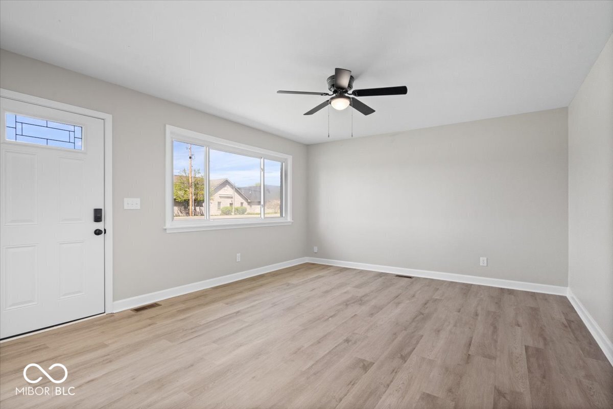 1243 North Post Road Indianapolis, IN 46229 - Photo 4 of 23 Gallery Image 4