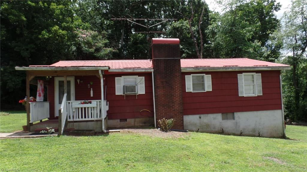 150 Beauty Street Elkin, NC 28621 - Photo 1 of 8