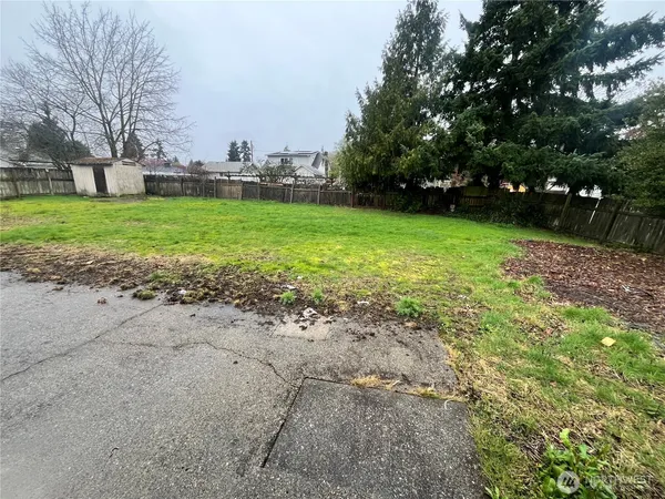 $3,000 | 15 L Street Northeast, Auburn, WA 98002