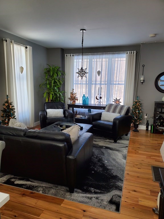46 Whitewood Road Milford, MA 01757 - Photo 11 of 42 Gallery Image 11