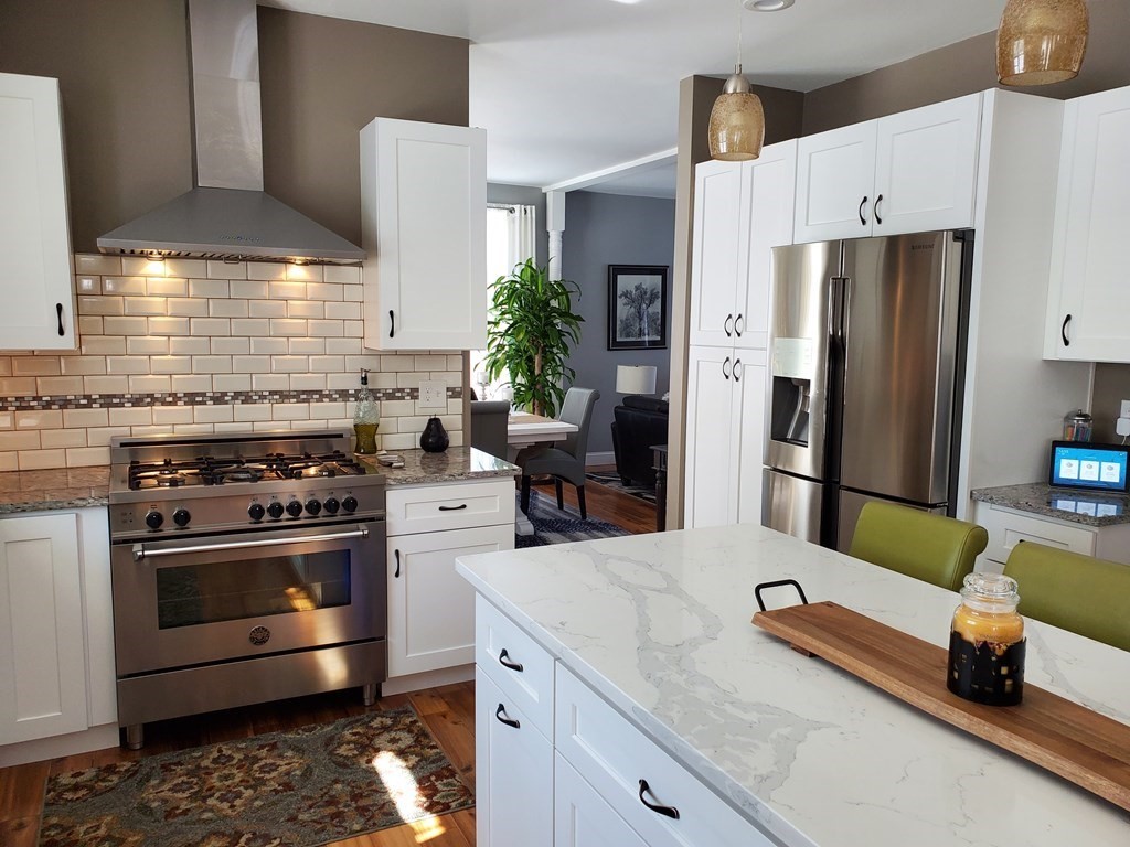 46 Whitewood Road Milford, MA 01757 - Photo 7 of 42 Gallery Image 7