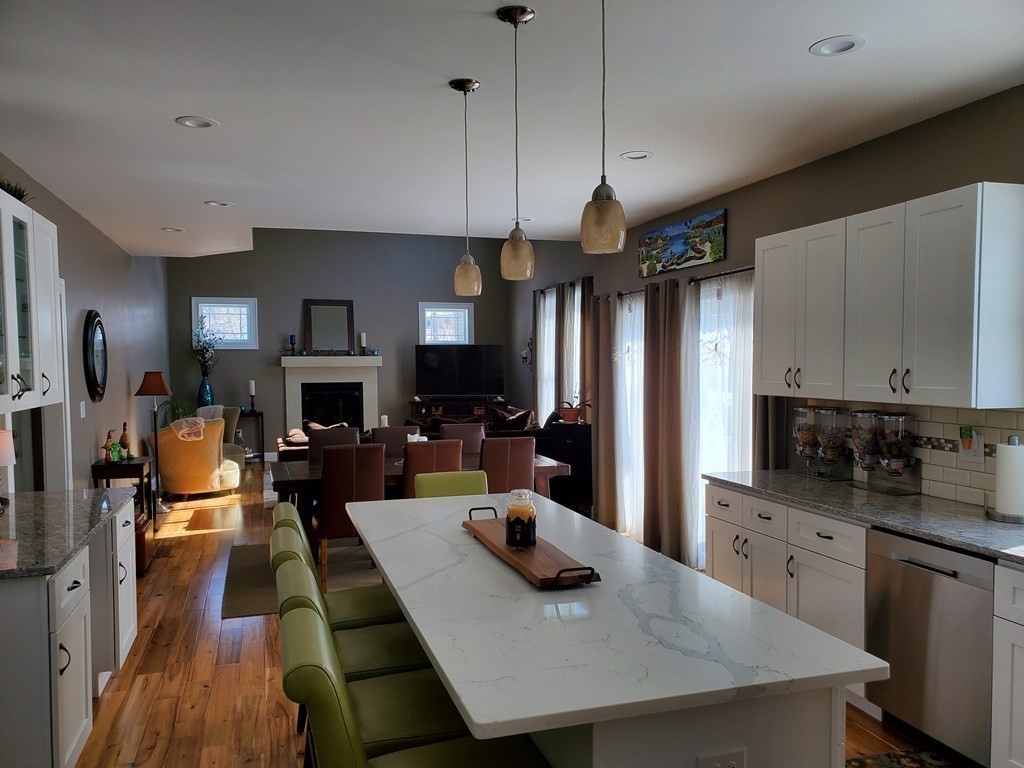 46 Whitewood Road Milford, MA 01757 - Photo 8 of 42 Gallery Image 8