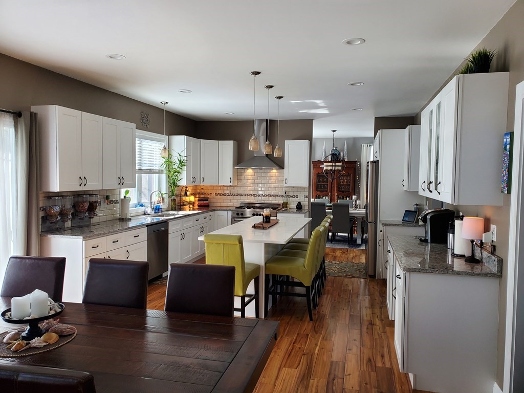 46 Whitewood Road Milford, MA 01757 - Photo 10 of 42 Gallery Image 10
