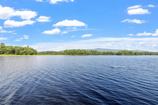 $675,000 | 69 Buoniello Road, Moultonborough, NH 03254