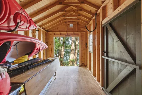 $675,000 | 69 Buoniello Road, Moultonborough, NH 03254