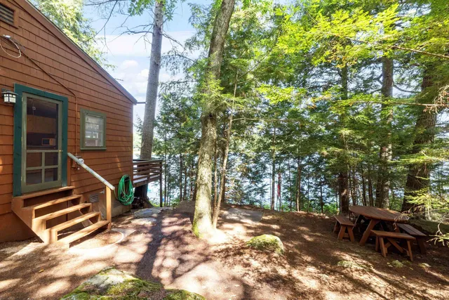 $675,000 | 69 Buoniello Road, Moultonborough, NH 03254