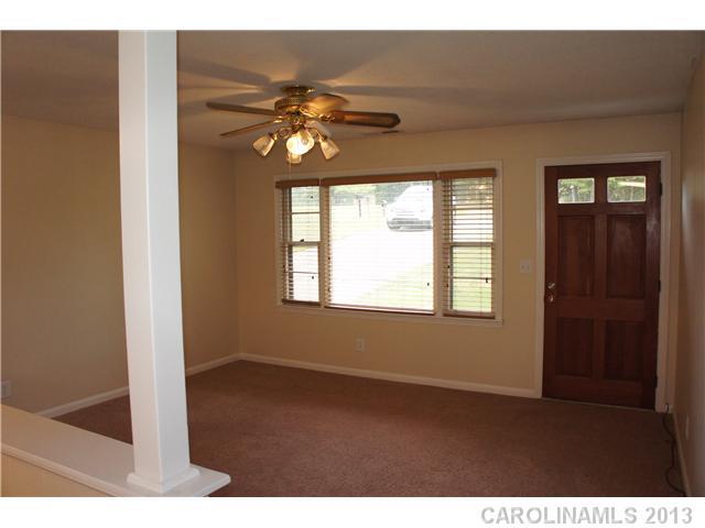 142 Jarrett Road Dallas, NC 28034 - Photo 3 of 13 Gallery Image 3