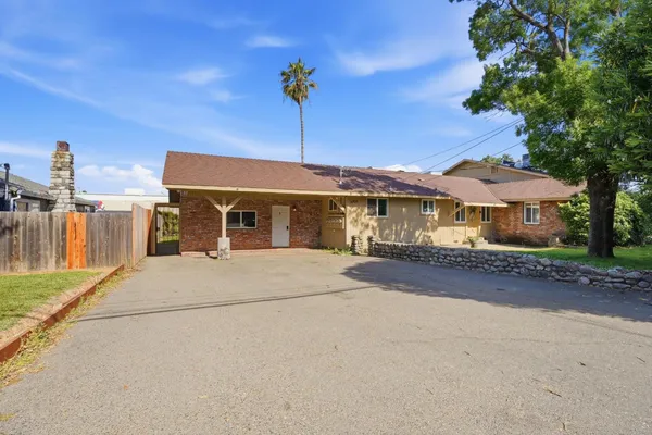 $875,000 | 4028 Leos Lane, Carmichael, CA 95608