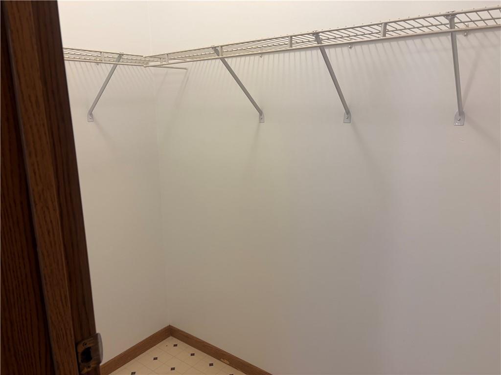 903 Union Street Farrell, PA 16121 - Photo 18 of 29 a bathroom with a shower and a shower head